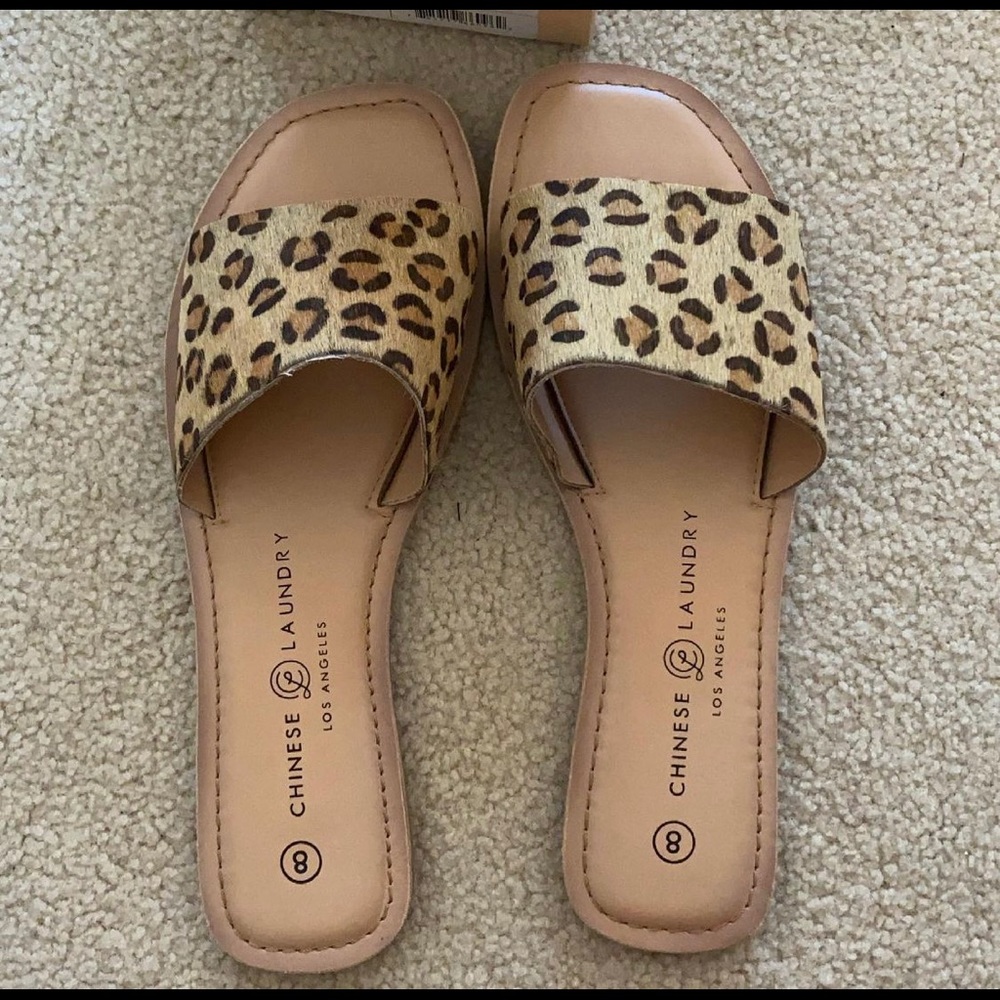 Runs small great for size 7 or 7.5